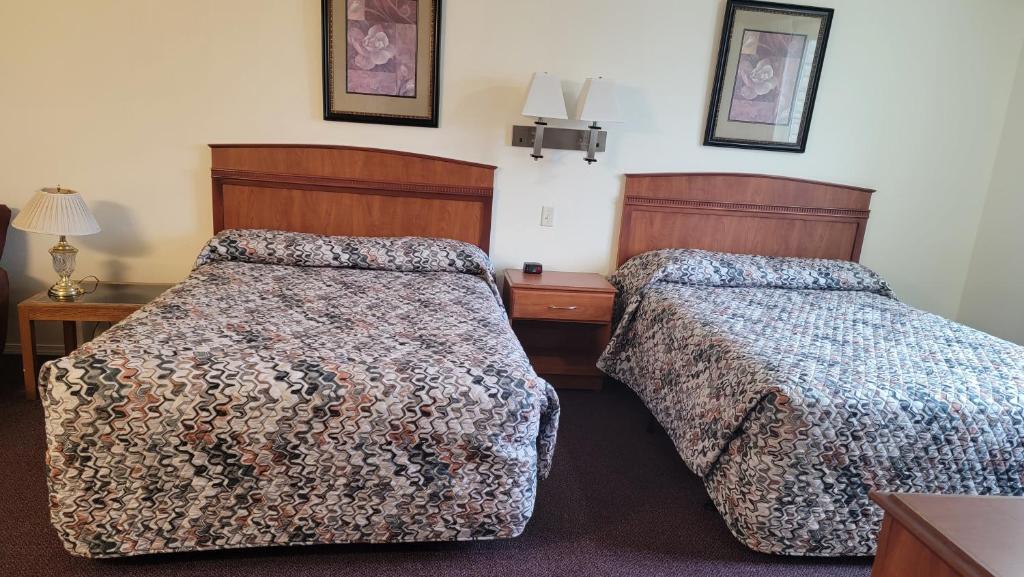 Standard Two Queen room